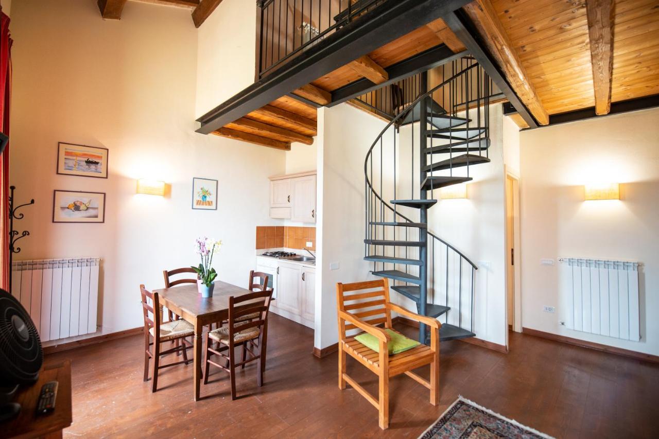 Agriturismo Lago Di Mezzano Valentano エクステリア 写真