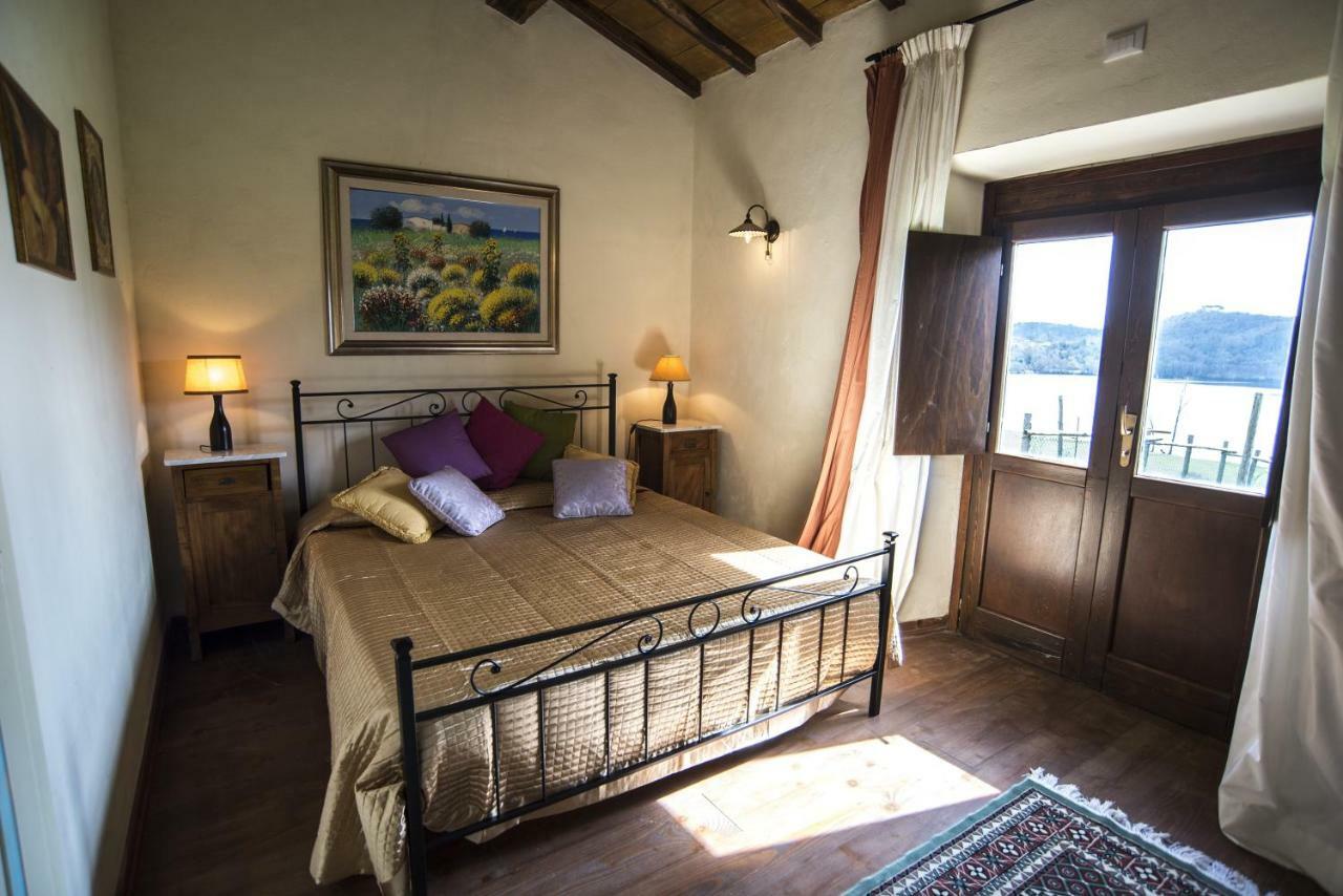 Agriturismo Lago Di Mezzano Valentano エクステリア 写真